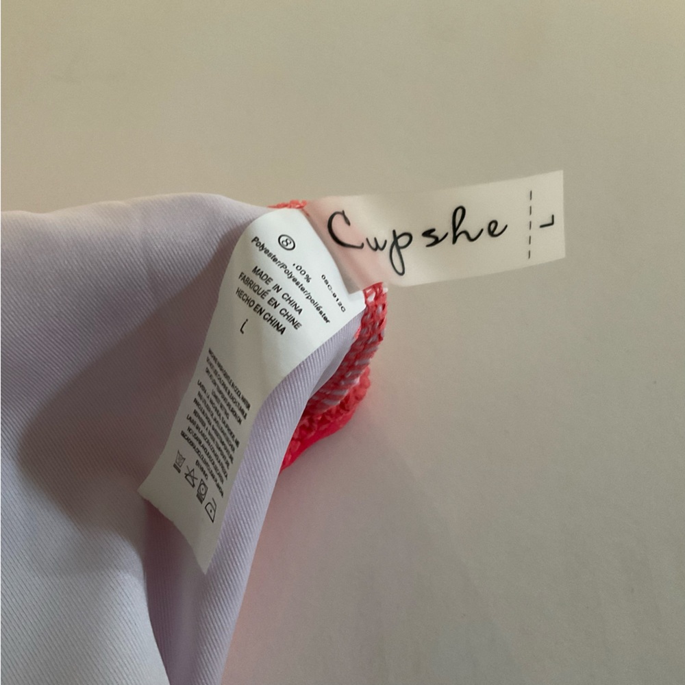 Cupshe, NWT, size L, coral swim top - Picture 6 of 6